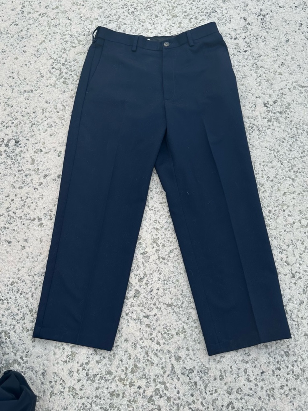 32 x 29 Haggar Navy Dress Pants - Picture 4 of 5